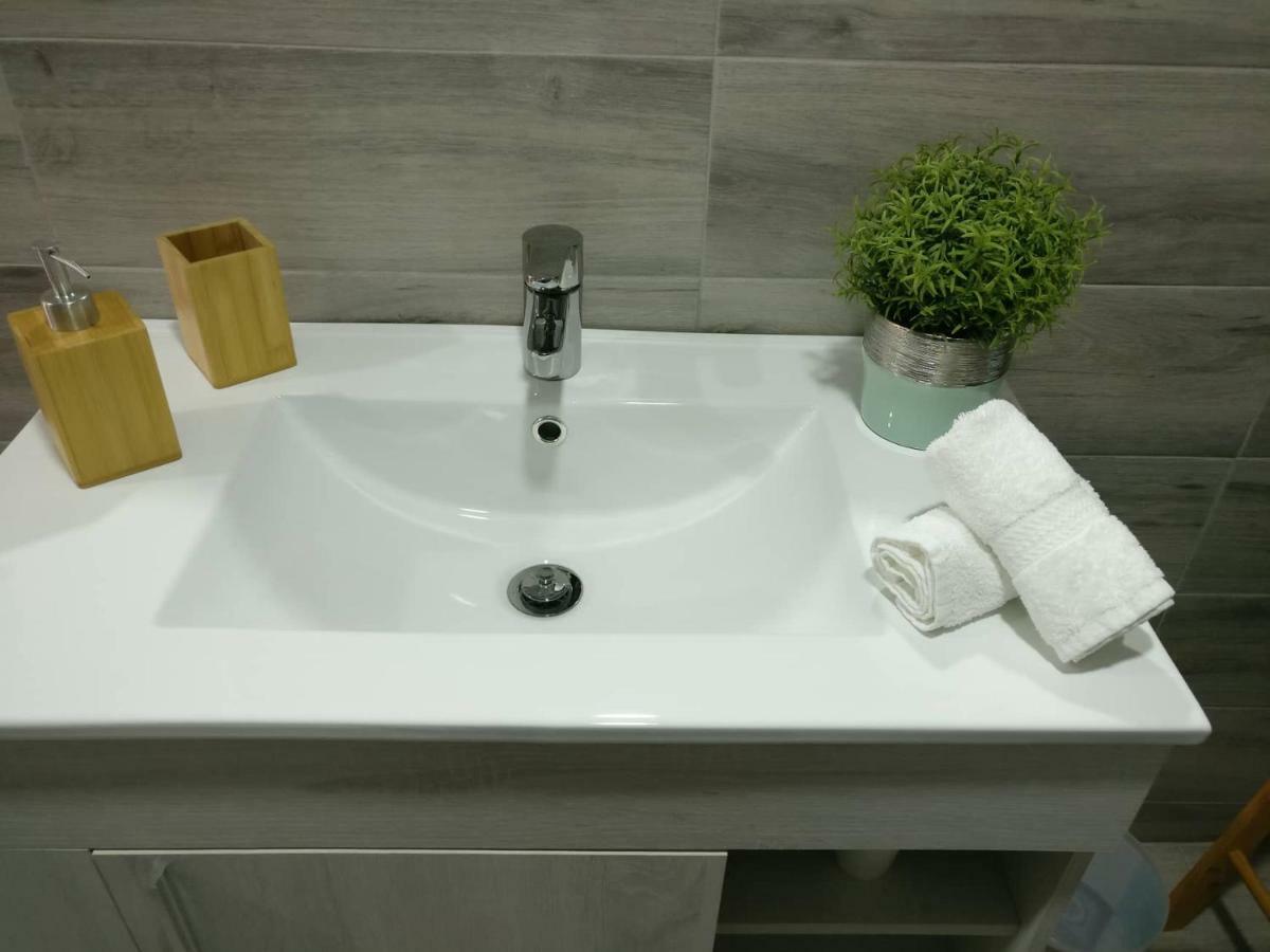 V4 Apartment ออร์ตา ภายนอก รูปภาพ